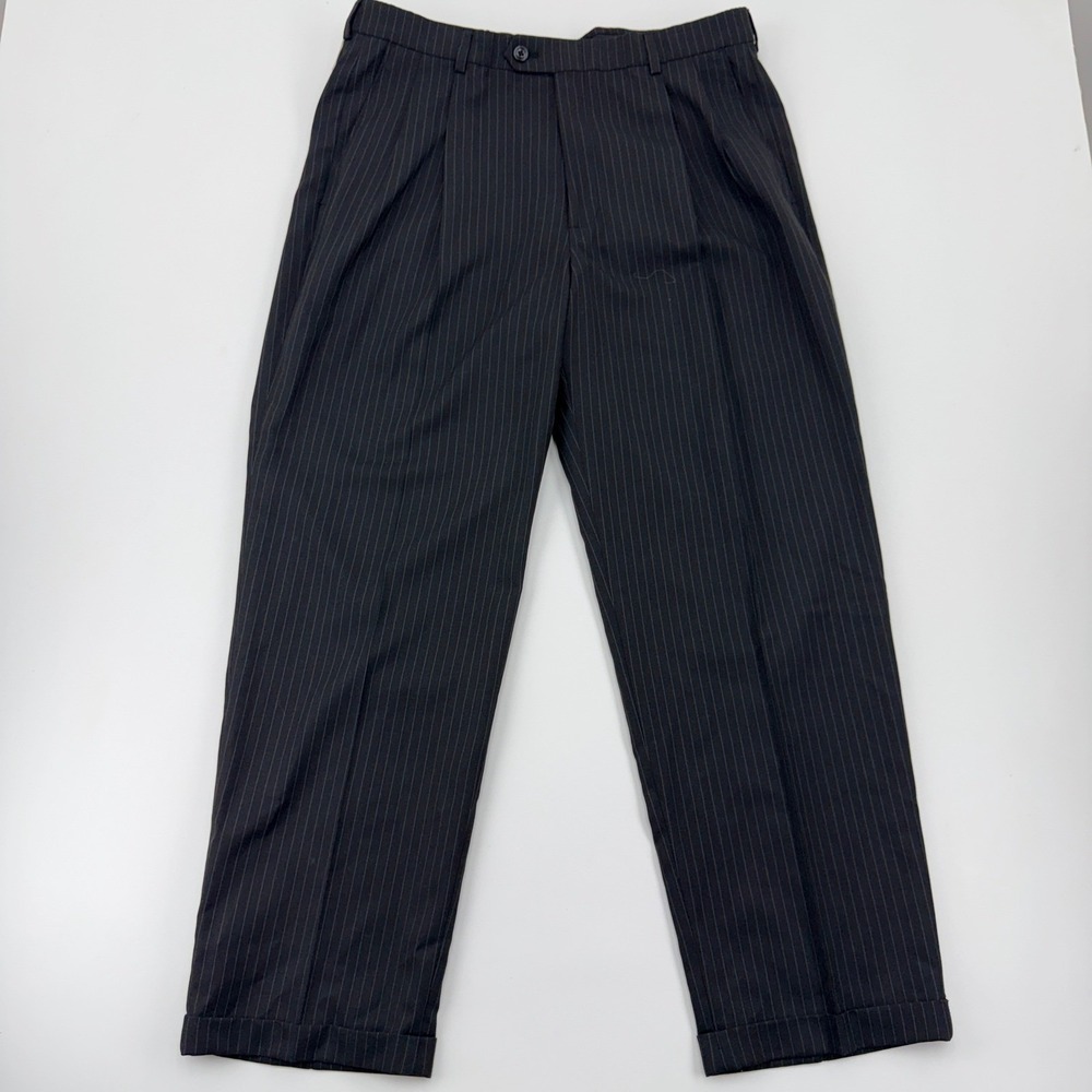 Haggar Mens 36x30 Pleated Dress Pants Charcoal Pinstripe Invisible Flex Classic